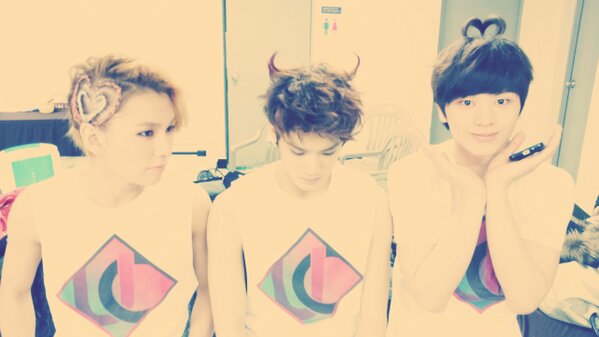鎰勳、Peniel、性材