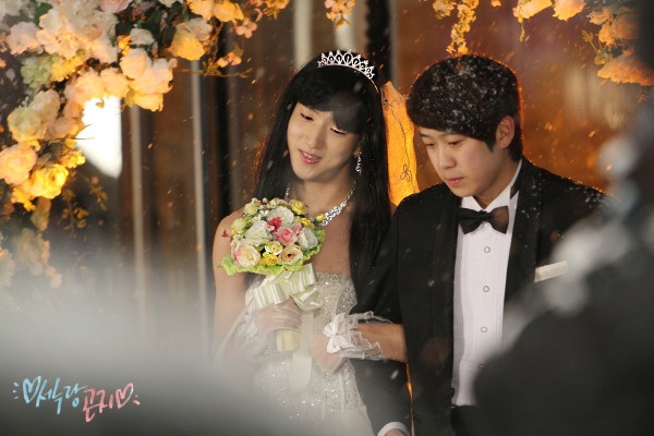 Baro 穿婚紗