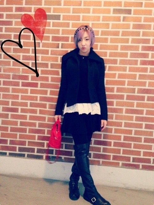 Minzy 外出打扮