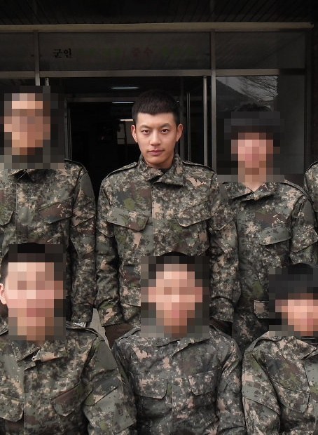 SE7EN 軍服