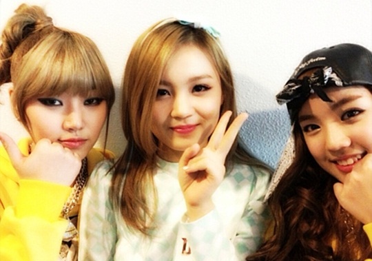 LEE HI / D-Unit LEE HI / D-Unit
