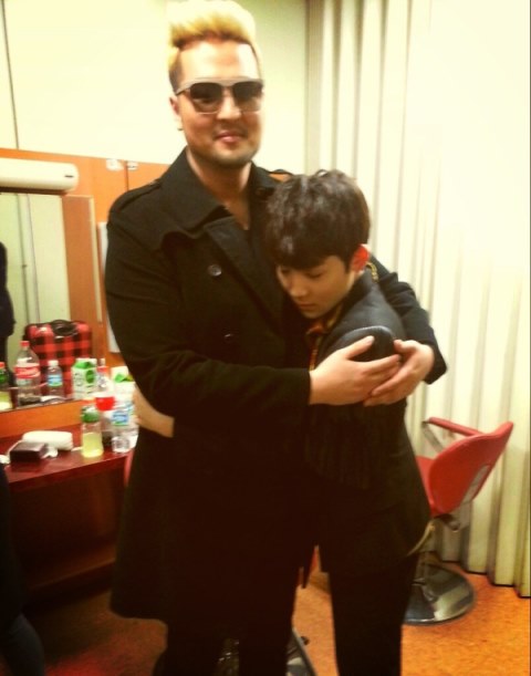 TEEN TOP Ricky 金泰宇 推特