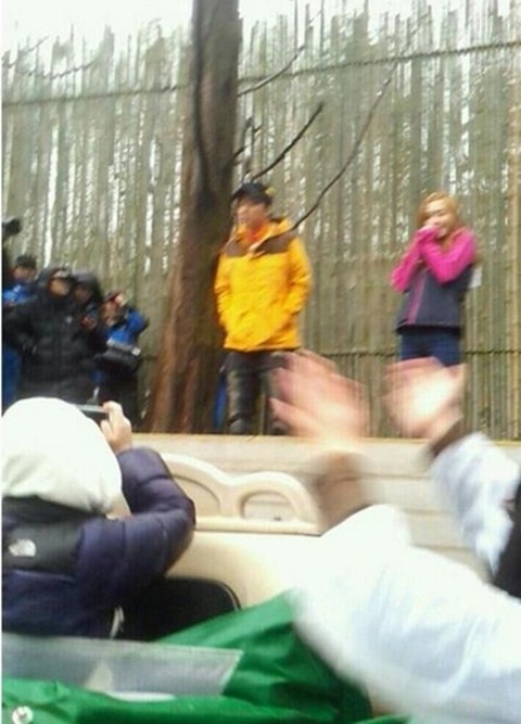 Jessicca、殷志源 (錄製 Running Man) Jessicca、殷志源 (錄製 Running Man)