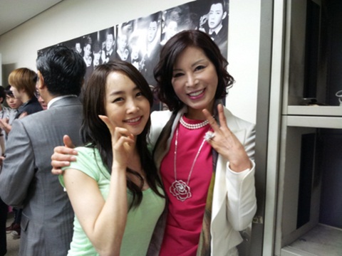 Nicole、俊秀媽媽 Nicole、俊秀媽媽