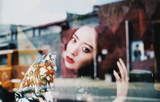 Krystal (Harper’s BAZAAR) Krystal (Harper’s BAZAAR)