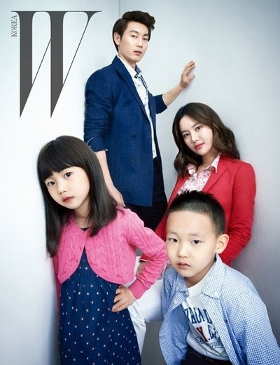 宋鐘國家族 W Korea 畫報