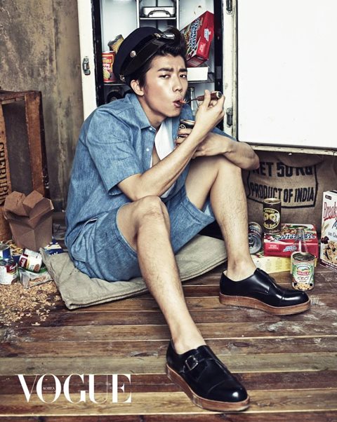 祐榮 (VOGUE)
