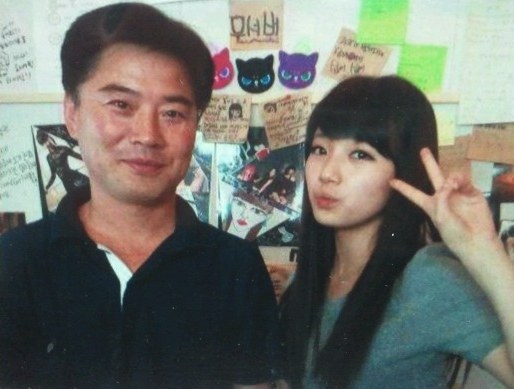 Suzy 爸爸 合照