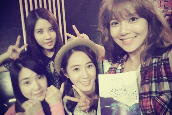 Tiffany、徐玄、Yuri:、秀英 Tiffany、徐玄、Yuri:、秀英