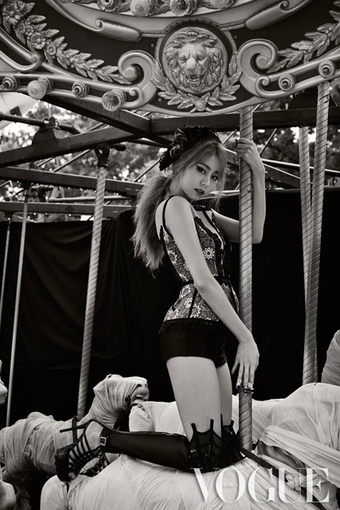UIE (VOGUE 2013.08)