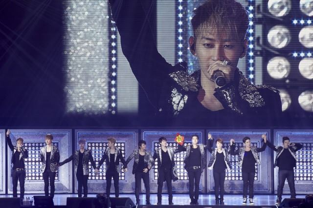 Super Junior - Super Show 5