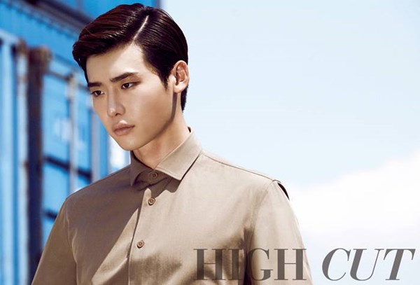 李鍾碩 (HIGH CUT Vol.108) 李鍾碩 (HIGH CUT Vol.108)