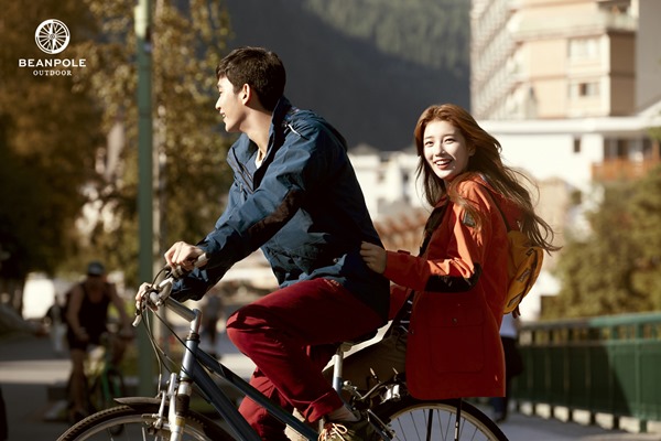 金秀賢、Suzy (Bean Pole Outdoor 2013 秋冬) 金秀賢、Suzy (Bean Pole Outdoor 2013 秋冬)