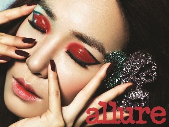 Tiffany (allure 2013.09)