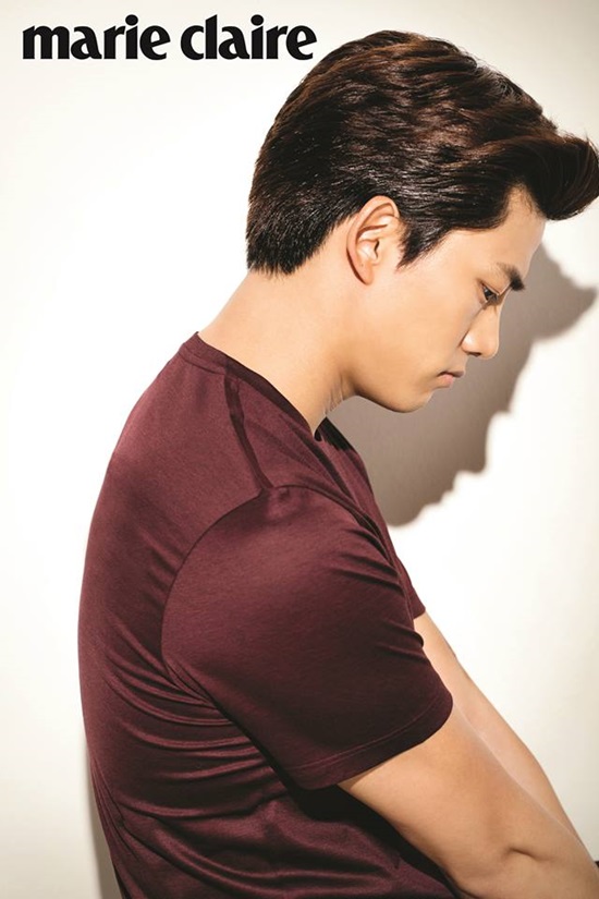 澤演 (Marie Claire 201309)