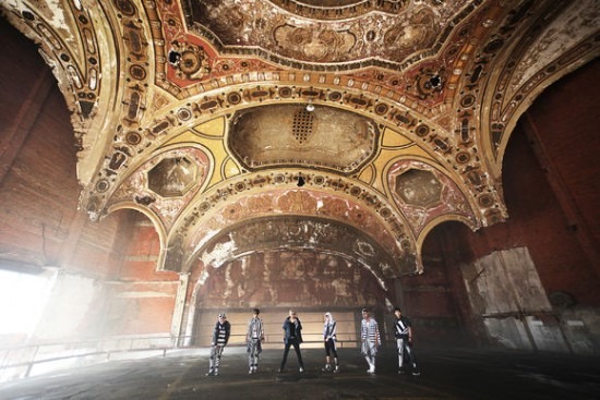 B.A.P "Badman" 團體概念照 B.A.P "Badman" 團體概念照