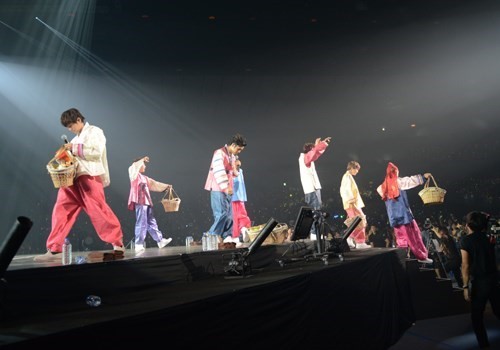 INFINITE 日本演唱會 韓服