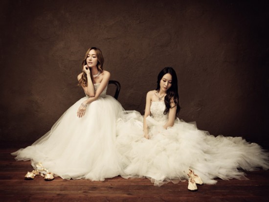 Jessica、Krystal - STONEHENgE 代言照 - Jessica、Krystal - STONEHENgE 代言照 -