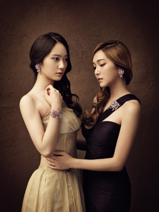 Jessica、Krystal - STONEHENgE 代言照 - Jessica、Krystal - STONEHENgE 代言照 -