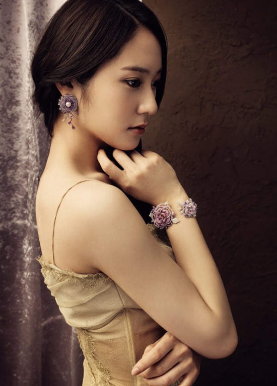 Krystal - STONEHENgE 代言照 - Krystal - STONEHENgE 代言照 -