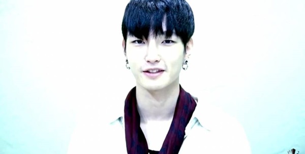 MR. MR
