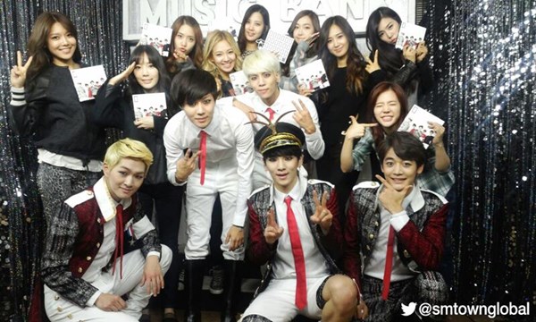 SHINee、少女時代
