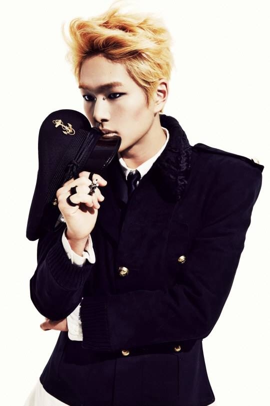 SHINee "Everybody" 概念照：溫流
