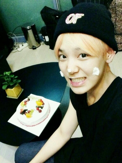 ZELO 生日 ZELO 生日
