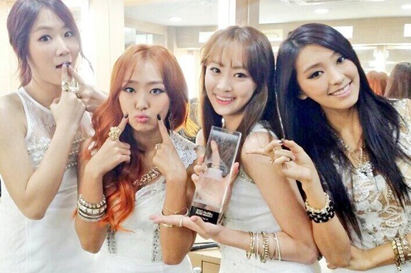 SISTAR (MelOn 音樂獎獲獎認證)