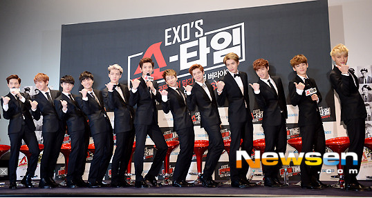 EXO "EXO's SHOWTIME" 記者發布會