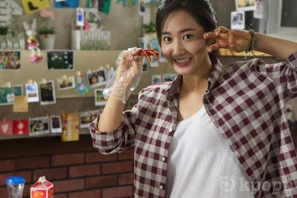 Yuri (No Breathing) 劇照