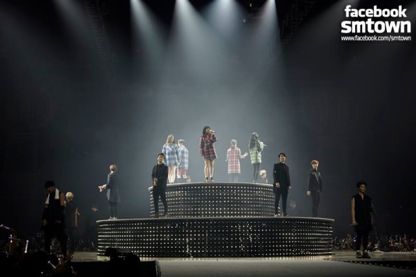 SMTOWN Week:EXO、f(x) SMTOWN Week:EXO、f(x)