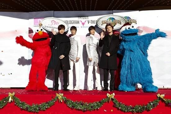 東方神起日本 SMTOWN 全息影像劇場開幕 東方神起日本 SMTOWN 全息影像劇場開幕