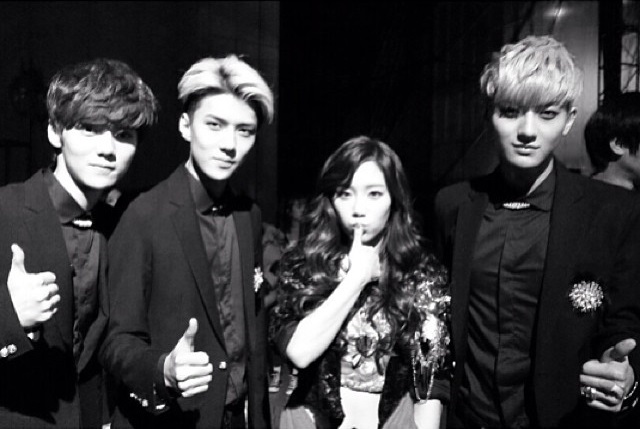 太妍、EXO
