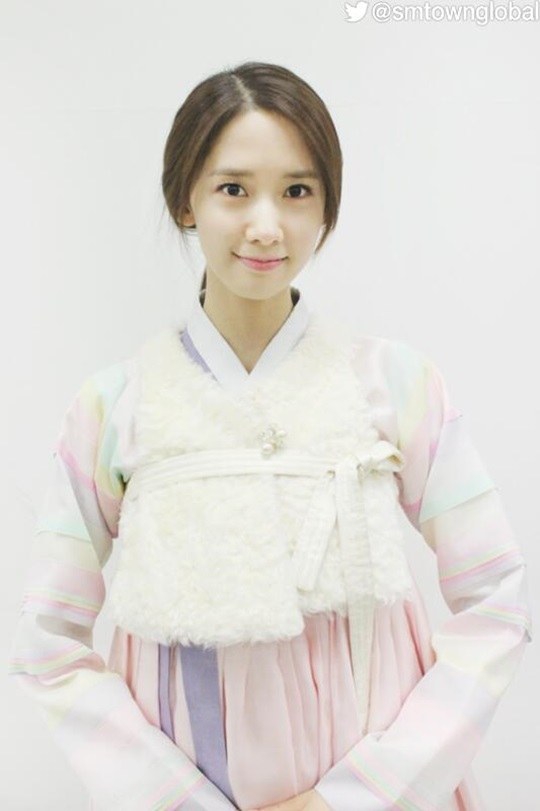 潤娥 韓服