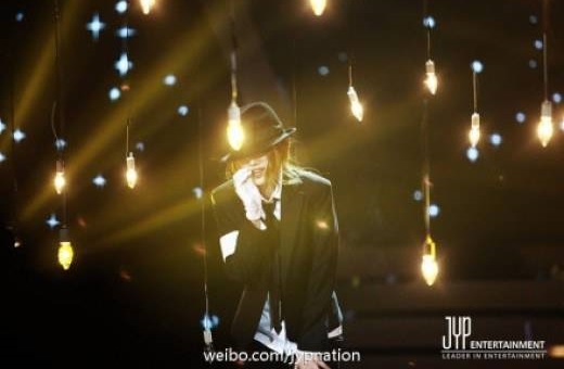 Suzy 模仿 Michael Jackson