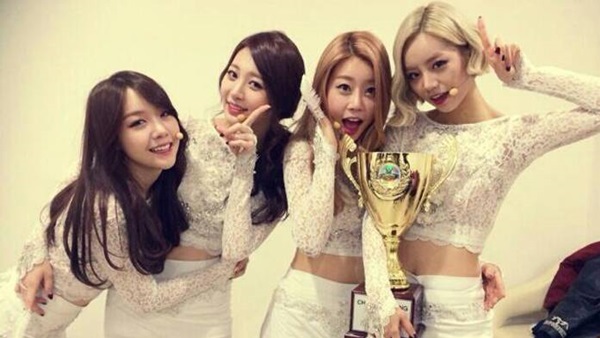 Girl's Day "Show Champion" 一位