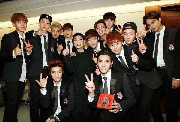 EXO、小燕姐