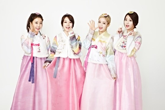 Girl's Day 韓服
