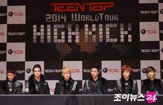 TEEN TOP 世巡首爾場記者會 TEEN TOP 世巡首爾場記者會