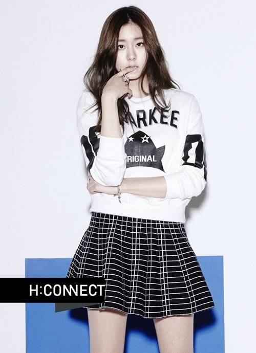 UIE H:CONNECT 全新代言照 UIE H:CONNECT 全新代言照