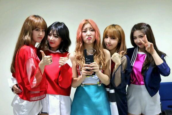 4Minute 人氣歌謠一位認證照