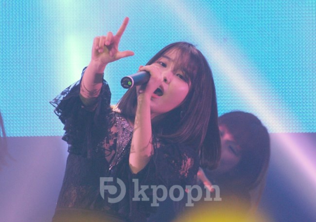 IU 香港 showcase