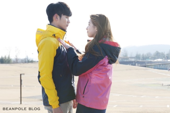 金秀賢、Suzy "Bean Pole Outdoor"