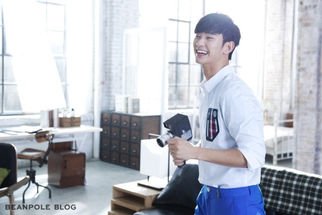 金秀賢 "Bean Pole Outdoor"