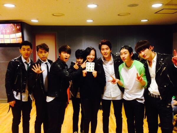 Super Junior-M、Victoria
