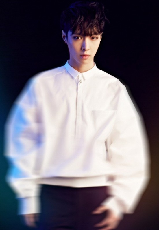 EXO-M LAY