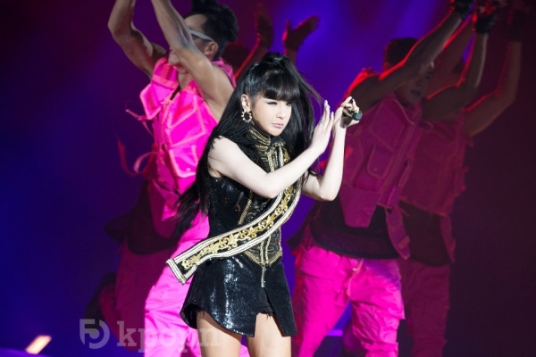 2NE1 "All or Nothing" 台灣場:朴春 2NE1 "All or Nothing" 台灣場:朴春
