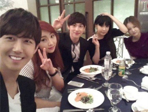 光熙、時完、Minzy、朴春、LEE HI