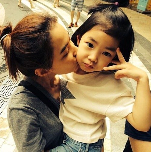 姜惠貞 Haru 姜惠貞 Haru